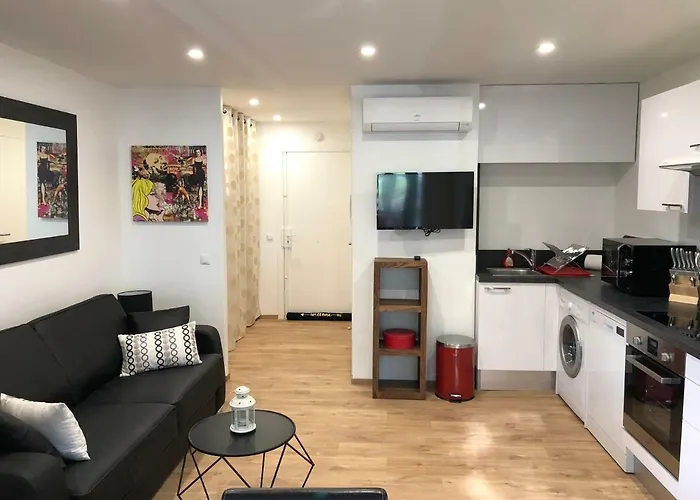 Studio Mandelieu 아파트 *